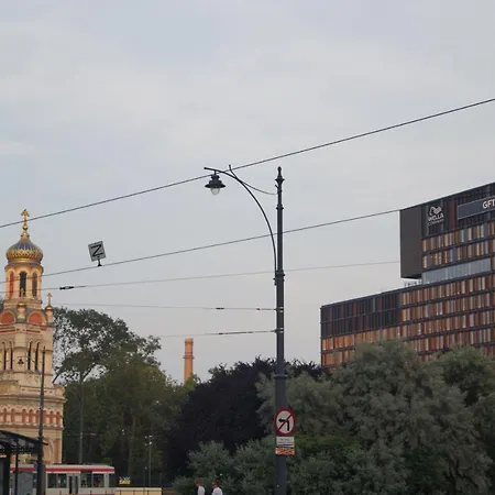 Dwupoziomowy N23 Centrum Parking Gratis Klimatyzacja Piotrkowska I Dworzec Fabryczna 500m Lodz