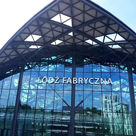 Dwupoziomowy N23 Centrum Parking Gratis Klimatyzacja Piotrkowska I Dworzec Fabryczna 500m Lodz