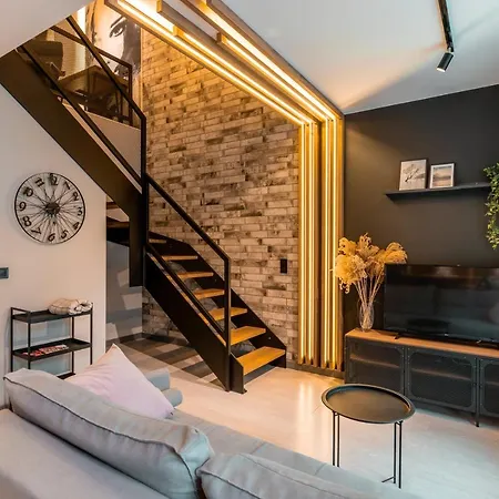 דירה N23 Z Antresola Centrum Wi-fi Klimatyzacja *