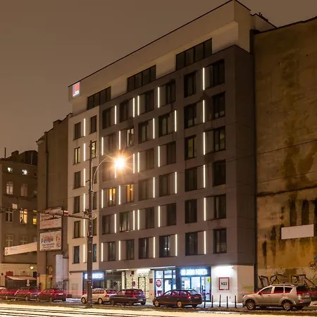 Dwupoziomowy N23 Centrum Parking Gratis Klimatyzacja Piotrkowska I Dworzec Fabryczna 500m Apartment